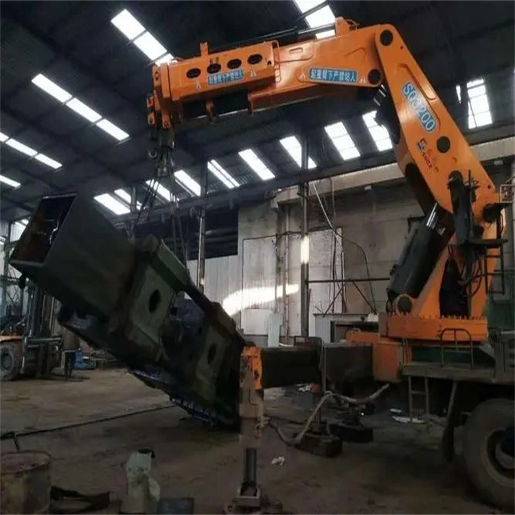 木鱼镇130吨折臂吊车出租吊机租赁附近电话